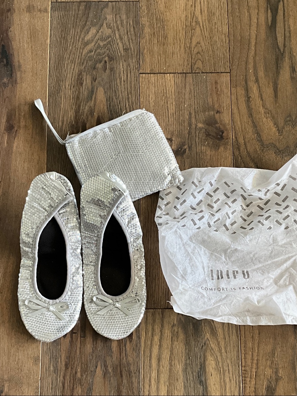 Foldable Silver Sequin Ballet Flats with Matching Pouch